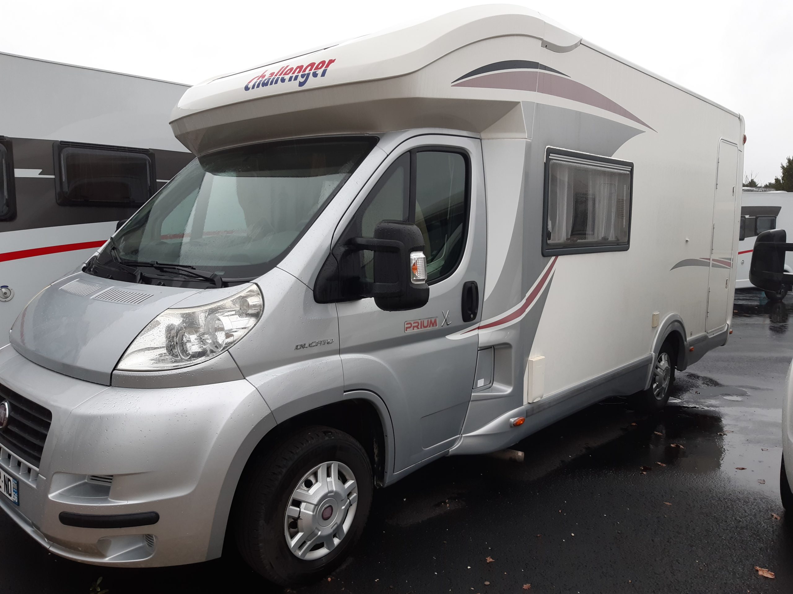 Campingcar Profilé Challenger Prium XL Aven CampingCars