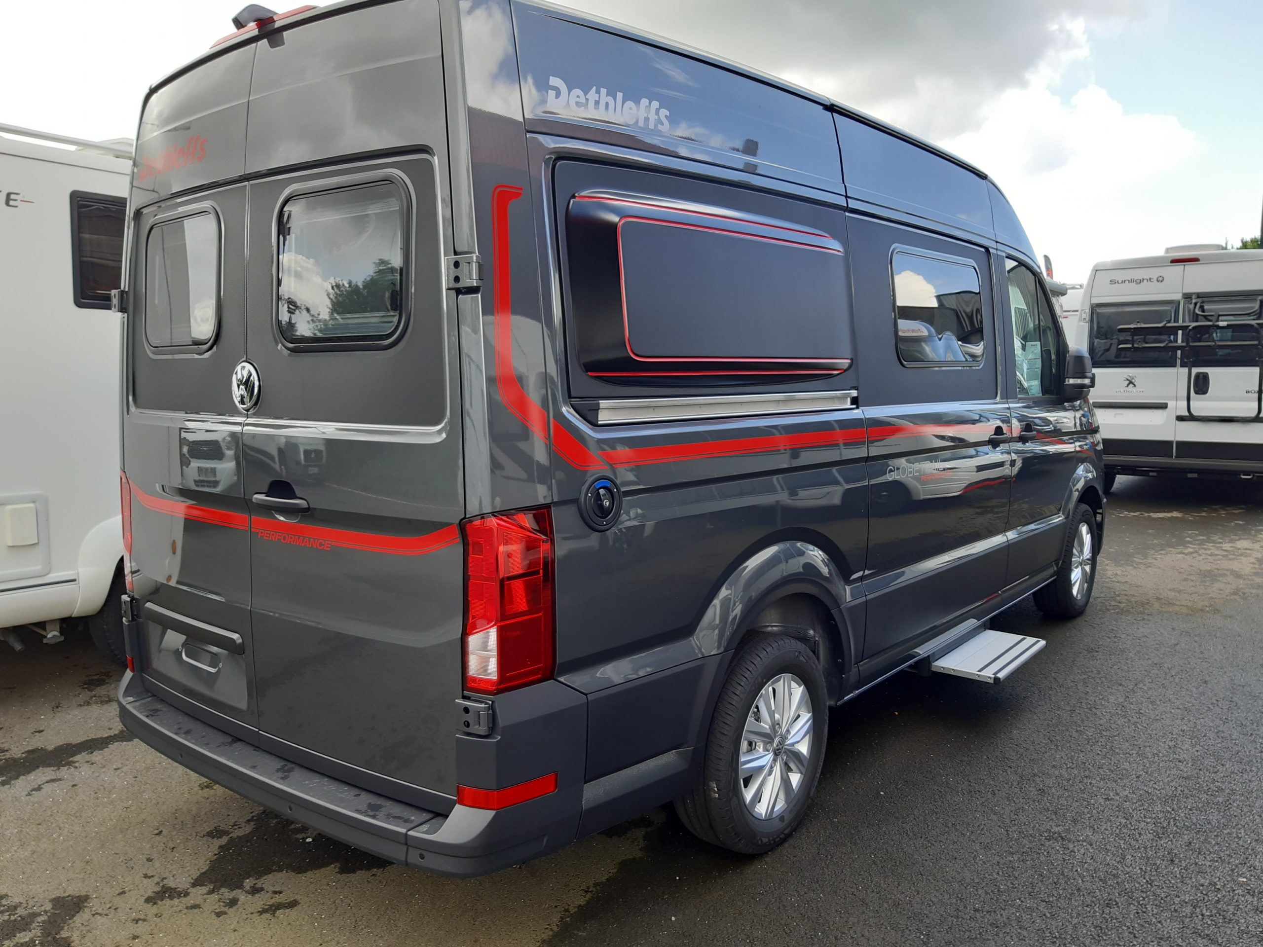 Fourgon DETHLEFFS GLOBETRAIL 600 Performance VW Boite Auto Aven Fourgon DETHLEFFS GLOBETRAIL 600 Performance VW Boite Auto Aven